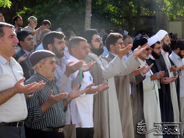 نماز عید فطر در خیابان چهل متری شهر صحنه اقامه می‌شود 