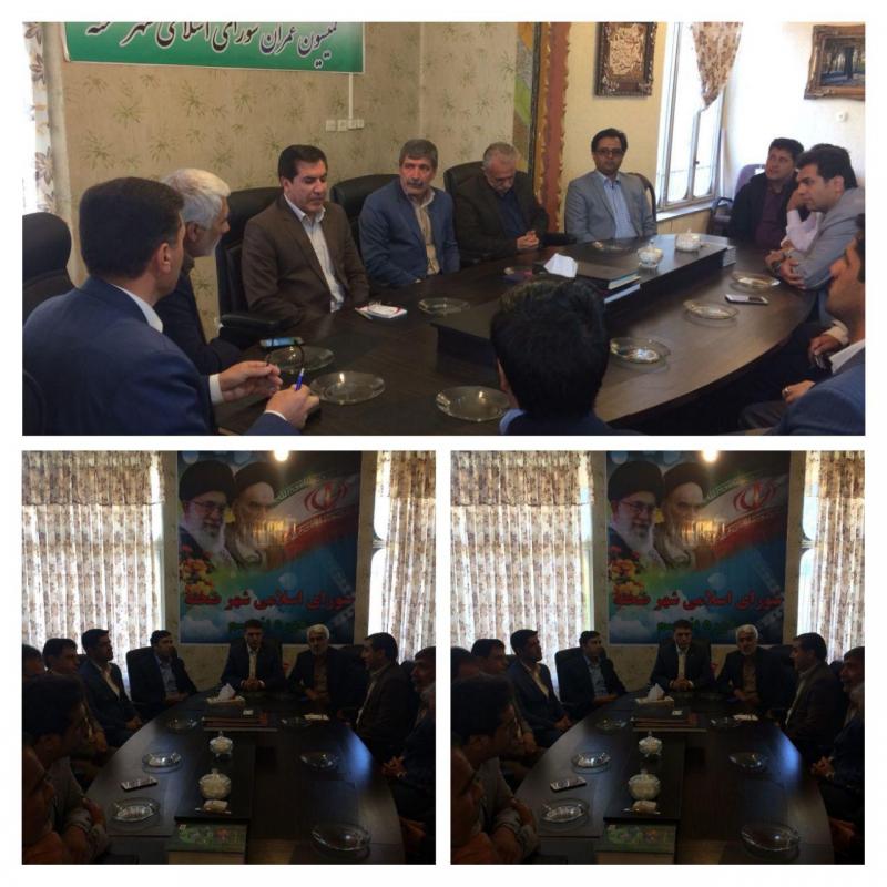 شهردار وپرسنل شهرداری صحنه با اعضای شورای  اسلامی شهر دیدار کردند