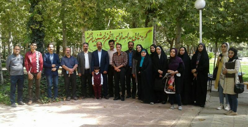 کارگاهها و بداهه نویسی انجمن خوشنویسان صحنه در پارک معلم برگزار شد