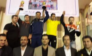 قهرمانی سرپلذهاب در مسابقات بوکس / کرمانشاه و کردستان دوم وسوم شدند 