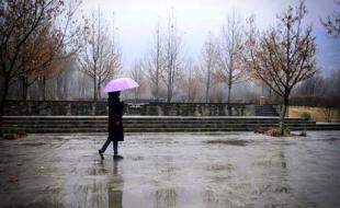 بارش نخستین باران پاییزی در کرمانشاه / زوار به هشدارها توجه کنند 