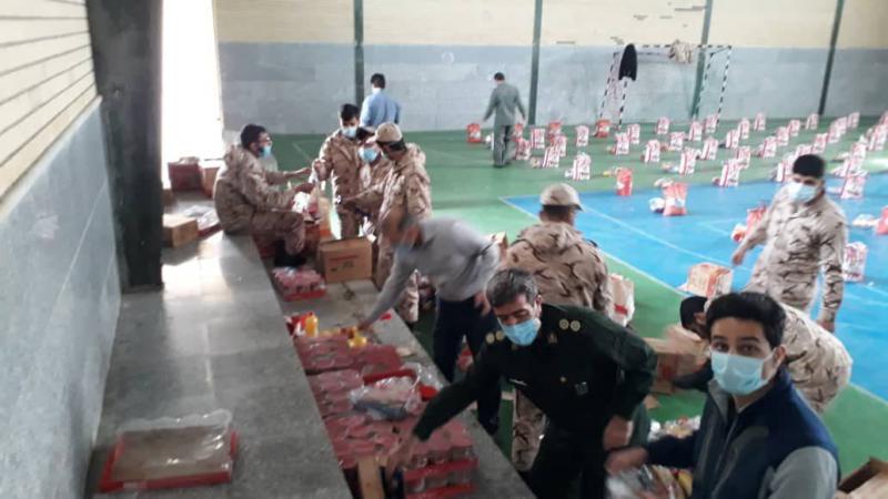 آماده سازی بسته های معیشتی به مناسبت هفته مبارک بسیج در سپاه شهرستان صحنه