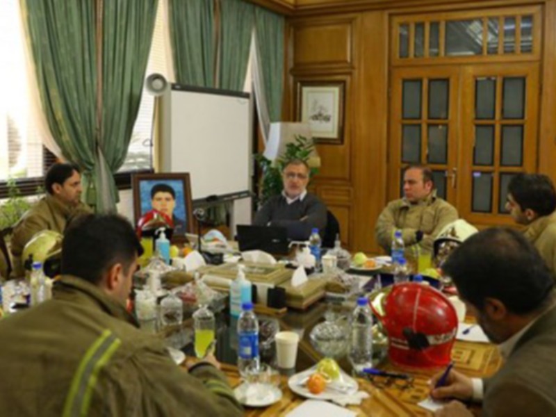 دیدار نمایندگان آتش‌نشانان با شهردار تهران