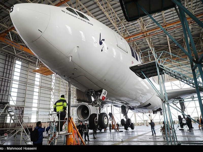 مذاکره با اروپایی‌ها برای تأمین قطعات هواپیما/ رئیس سازمان هواپیمایی: ایرلاین زیانده نداریم