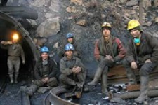  دود مشکلات اقتصادی کشور اول به چشم کارگران می‌رود