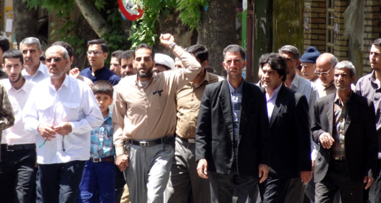 راهپیمایی حمایت از مردم مظلوم یمن در شهر صحنه برگزار شد + تصویر