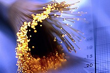 رشد چشمگیر شبکه ملی انتقال طی 2 سال آینده / ارتقای شبکه فیبرنوری کرمانشاه به 600 کیلومتر