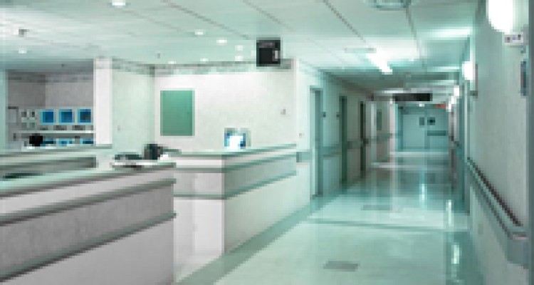 بیمارستان 540 تخت‌خوابی جایگزین بیمارستانهای‌ فرسوده کرمانشاه نیست