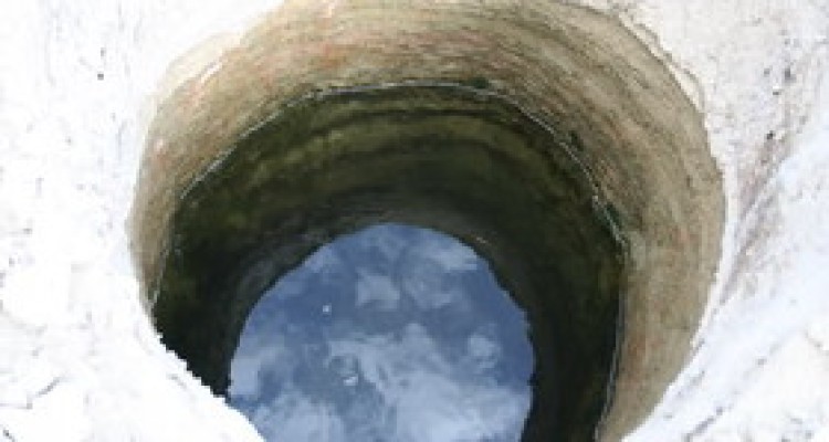 وجود 7000حلقه چاه غیرمجاز در کرمانشاه 