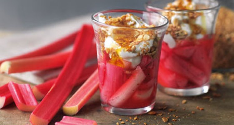 دسر ریواس و ماست