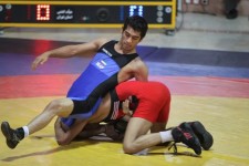 دوبرنز برای کرمانشاه درکشتی آزاد/دست فرنگی کارهاازمدال کوتاه ماند