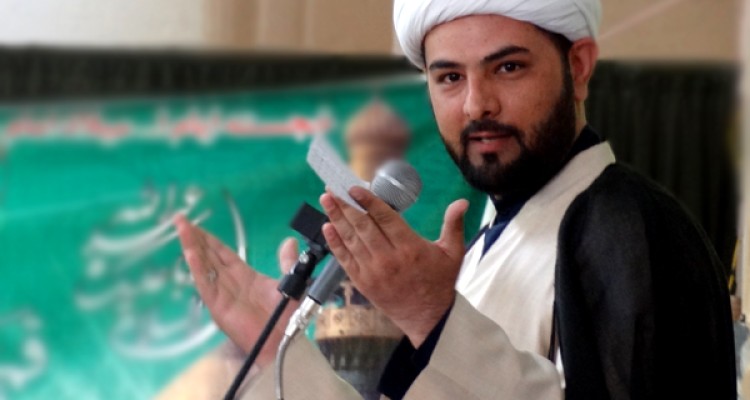 متاسفانه مسئولین در مذاکرات از برخی خطوط قرمز نظام عبور می کنند / اصل مذاکرات در مورد مسئله هسته ای است نه بازدید از مراکز نظامی