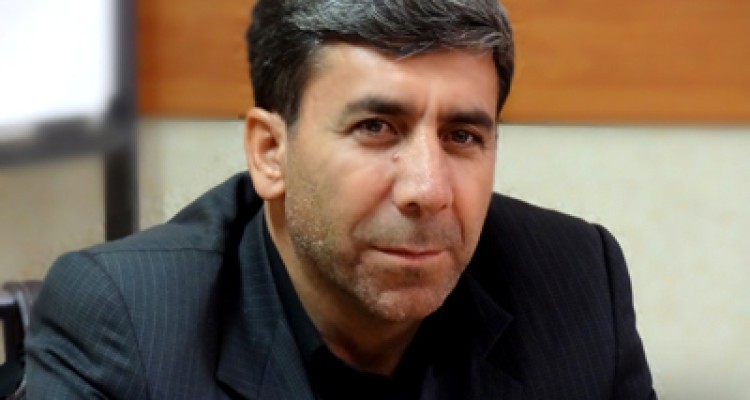 اعزام 2دستگاه اتوبوس از بخش دینور به مرقد امام (ره)