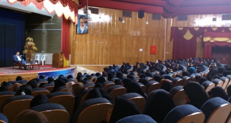 200 مددجوی تحت حمایت در کارگاه آموزشی ازدواج موفق شرکت کردند