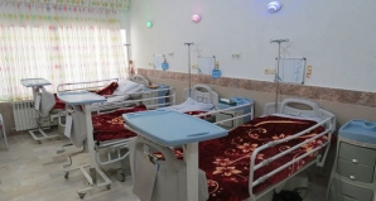کرمانشاه ۲۰۰۰ تخت بیمارستانی کمبود دارد 