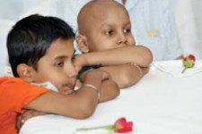 حمایت خیرین از ۳۱۸ خانوار دارای بیمار خاص و صعب العلاج در کرمانشاه