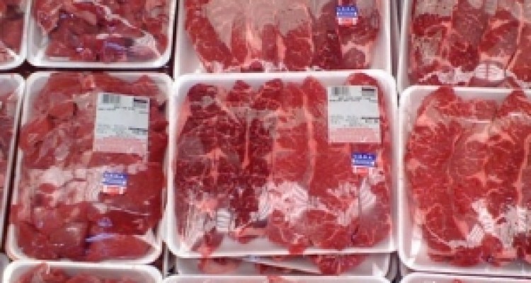 قصابهای کنگاوری به بهانه ارزانی گوشت اعتصاب کردند/ فرماندار: پروانه کسب اجحاف کنندگان به حقوق مردم را باطل می کنیم