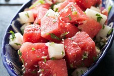  طرز تهیه سالاد هندوانه با پنیر کاتیج 