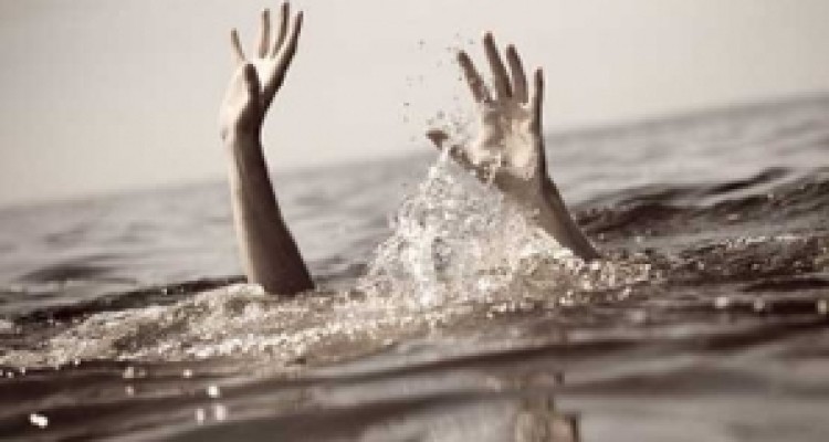 عرق شدن نوجوان روستایی در رودخانه قره سو کرمانشاه