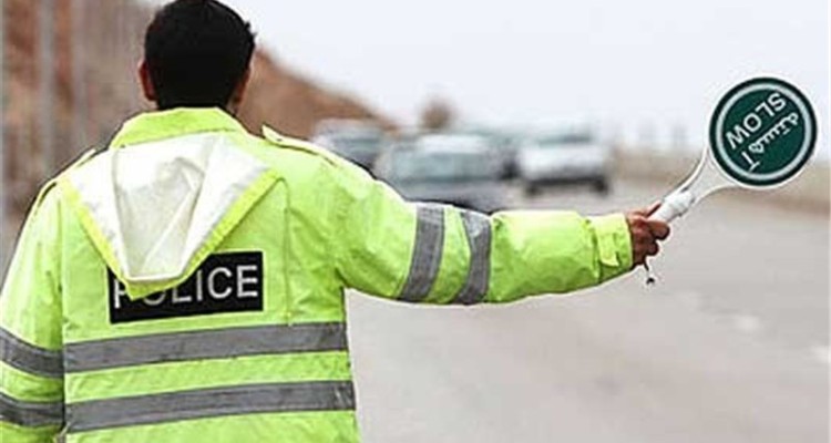 ترافیک پرحجم در محورهای خروجی کرمانشاه/محدودیت تردد نداریم