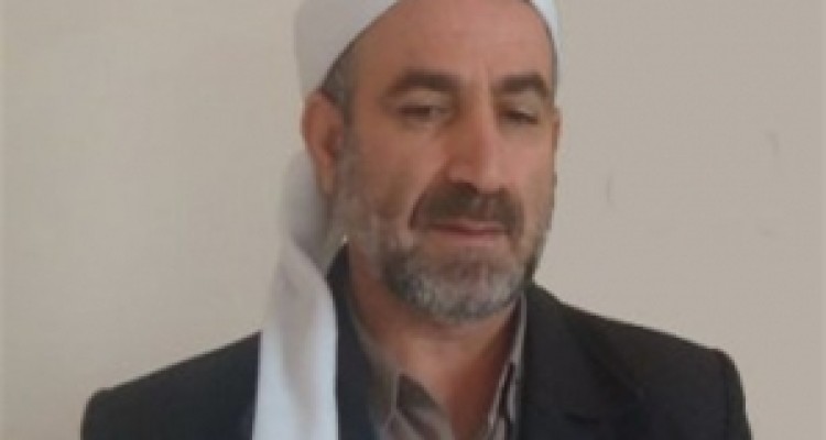 عضو شورای روحانیت اهل سنت جوانرود: خاک استان کرمانشاه به خون پیشمرگان کرد مسلمان رنگین است/ اهمیت تحقق دیدار مردم استان کرمانشاه با مقام معظم رهبری