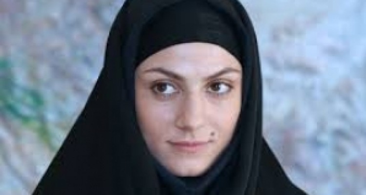 	هاشمی: وظیفه ما دفاع از خاک کشور و حفظ ارزشهای اسلامی است/ همه ما گوش به فرمان مقام معظم رهبری هستیم 