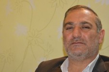 	دروازه های سیاسی و اقتصادی ایران به روی دشمنان باز نمی شود/ تلاش فرصت طلبان برای خارج کردن انقلاب از مسیر اصلی 