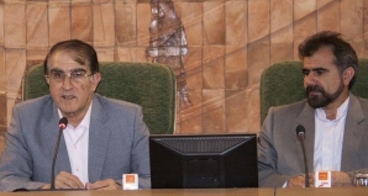 ایجاد زمینه برای اهانت به وحدت و یکپارچگی قومیتهای ایرانی/ شهر نا امید از تدبیرها + تصویر 