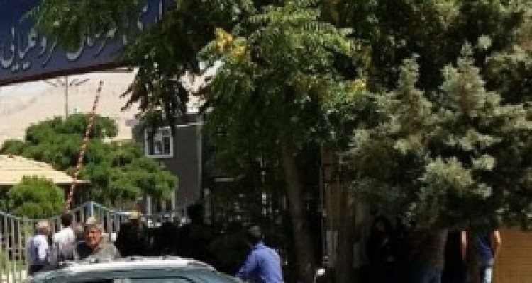 خودسوزی مشکوک در محوطه فرمانداری سنقر و فرافکنی/ واکاوی توضیحات جهت دار مدیرکل سیاسی و انتخابات + عکس 