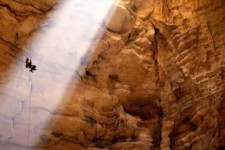 	عمق ۸۰۲متری غار«پرآو»کرمانشاه توسط گروه غارنوردی ایرانی پیمایش شد 