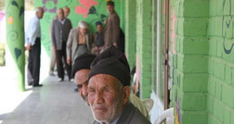 کرمانشاه 165 هزار سالمند دارد