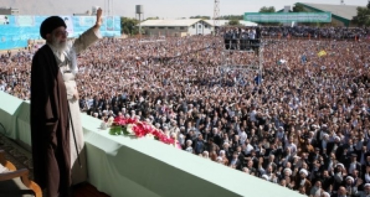 	27 مهر سالروز طلوع آفتاب ولایت در سرزمین آناهیتا/ از تحقق آرزوی دیدار با رهبر خوبان تا مصوباتی برای تحول شرق استان کرمانشاه 