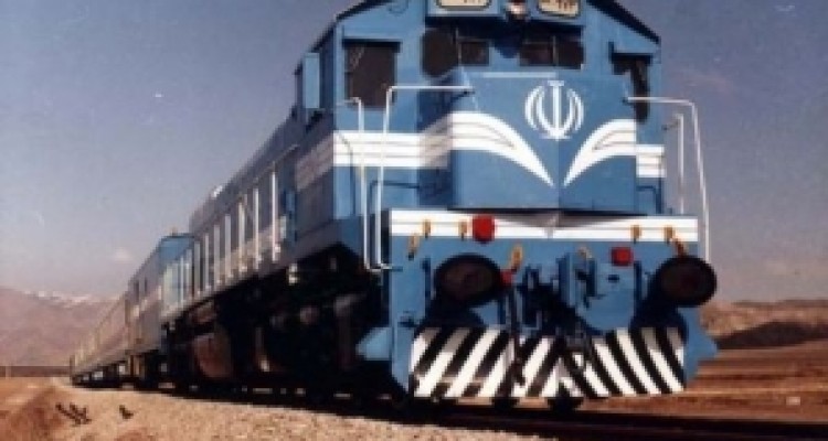 	دست انداز های بی اعتبار جلوی قطار کرمانشاه/ سوزن بان های کرمانشاهی کِی شاغل می شوند؟ 