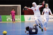 	دو بانوی کرمانشاهی راهی مسابقات فوتسال جام جهانی کوچک در گواتمالا می شوند 