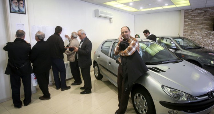 گزینه‌‌های خرید خودرو با وام ۲۵ میلیونی محدود شد