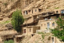 	طرح هادی در گیلانغرب اسیر کمبود بودجه/ خطر مهاجرت دسته جمعی بیخ گوش روستاها 