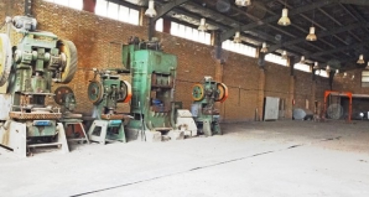 	حکایت پرفراز و نشیب جدال یک واحد صنعتی با فشار سود وام بانکی/ سوختن 52 فرصت شغلی در کنگاور 