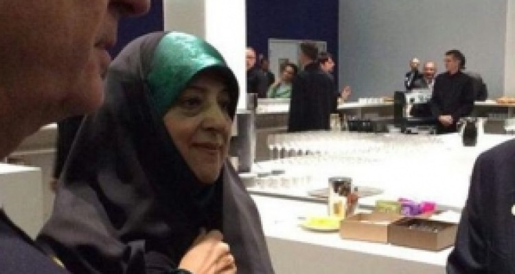 	سِلفی های عضو سبز پوش کابینه یازدهم ارمغان یک نشست بین المللی/ داستان دنباله دار فرصت سوزی های تدبیر و امیدی ها + تصاویر 