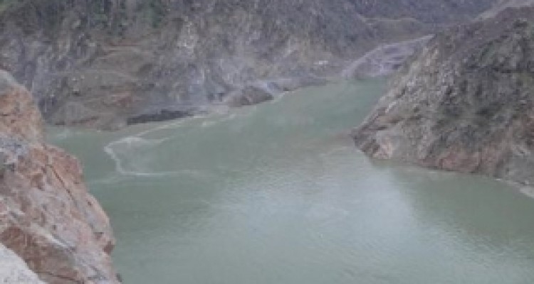 	ظرفیت های یک سد برای توسعه اورامانات/ داریان آبگیری شد و چشمه بل می جوشد/ تشریح عملیات های سخت غواصی در جریان احداث + تصاویر 