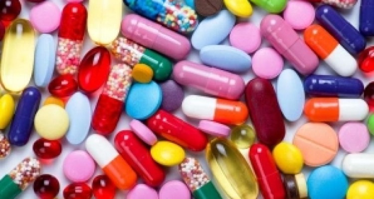 	کشف بيش از ۲۱ هزار عدد قرص غيرمجاز در گيلانغرب 