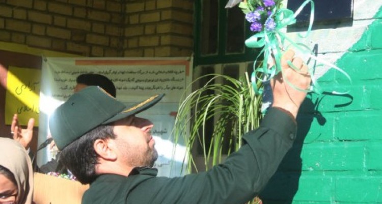 	زنگ انقلاب در مدارس شهرستان هرسین نواخته شد 