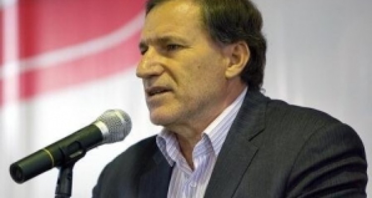 	شهدا معلمین درس آزادگی هستند/ لزوم آشنایی نسل جوان با اهداف شهدا 