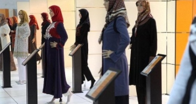 	اولین نمایشگاه مد و لباس در استان کرمانشاه برپا شد 
