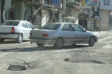 	تعلل مسئولین روانسر در پر کردن دست اندازهای شهر/ آمادگی چاله چوله های روانسر، جهت پذیرایی از میهمانان نوروزی +تصاویر 