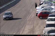 روزهای سوت و کور نوروزی بازار خودرو/مردم در بازار قیمت‌شکنی کردند