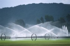 	تجهیز بیش از 4 هزارهکتار از اراضی سرپل ذهاب به سیستمهای نوین آبیاری/ صرفه جویی 70درصدی درمنابع آبی شهرستان 