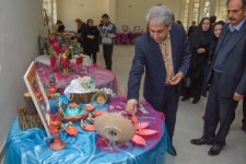 	جشنواره هفت سین و سبزه های نوروزی در کرمانشاه برپا شد/ نمایش ایده های نو از رسمی کهن 