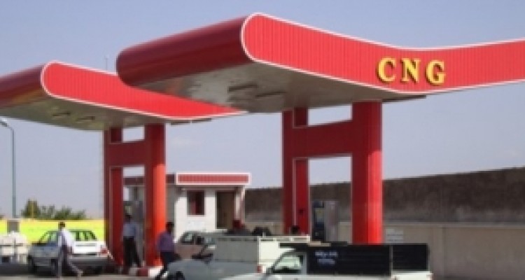 	فعالیت۱۸۰جایگاه عرضه فرآورده‌های نفتی در استان کرمانشاه در نوروز 