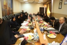  نشست علمی"زنان در عرصه مدیریت و تصمیم گیری"دانشگاه آزاد کرمانشاه برگزار شد 