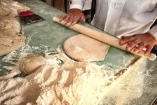 	خبازی به تعداد کافی در کرمانشاه وجود دارد/مشکل کمبود نان نداریم 